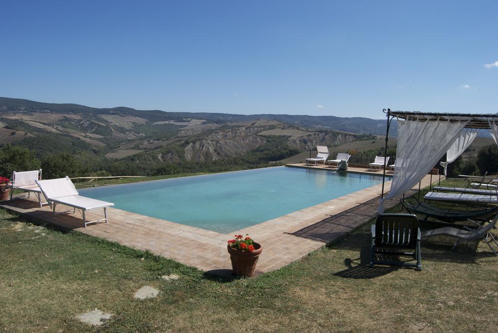 Вилла La Fonte Carducciana Сан-Кашано-дей-Баньй Номер фото